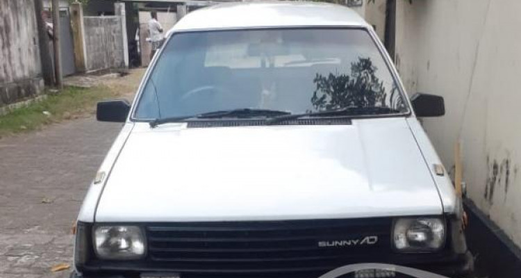 NISSAN AD WAGON 1987