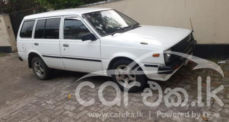 NISSAN AD WAGON 1987