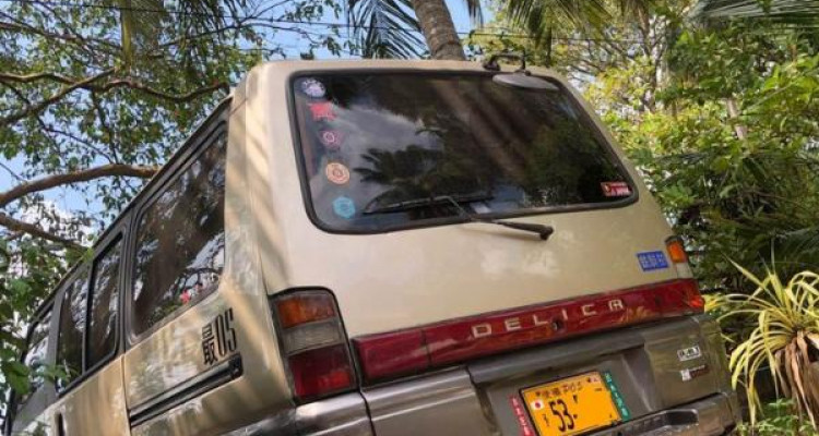 MITSUBISHI DELICA PO5 1987