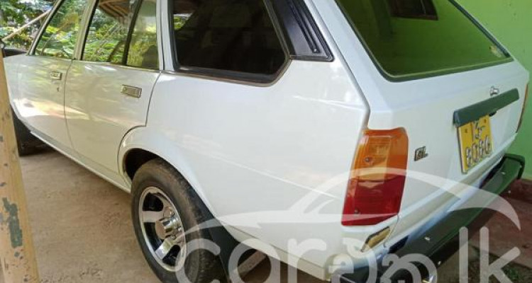 TOYOTA COROLLA DX WAGON 1982