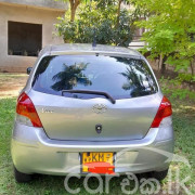 TOYOTA VITZ 2009