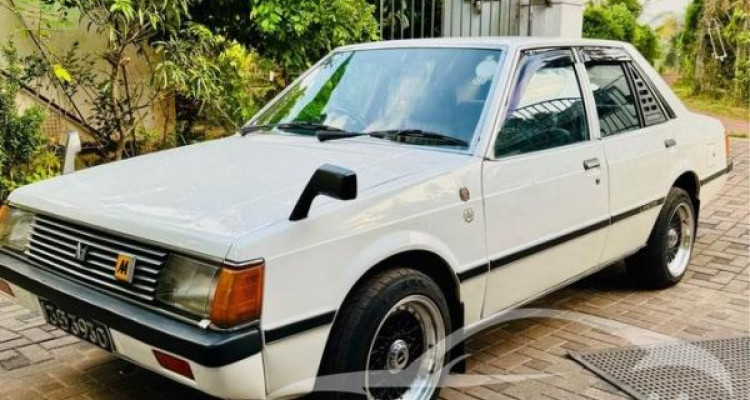 MITSUBISHI LANCER BOX 1980