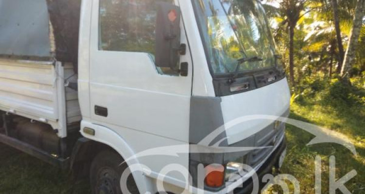TATA LPT 713 2012