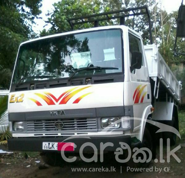 TATA TIPPER 2012