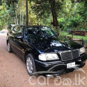 MERCEDES BENZ C220 1995