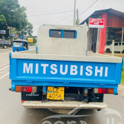 MITSUBISHI CANTER 2006