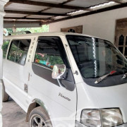 NISSAN VANETTE 2002