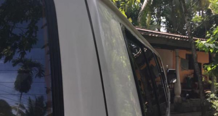 TOYOTA HIACE LH61 1985