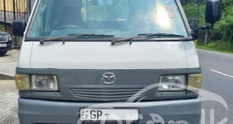 MAZDA BONGO BROWNY 1999