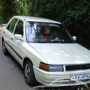 MAZDA FAMILIA 1989