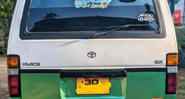 TOYOTA HIACE LH61 1983