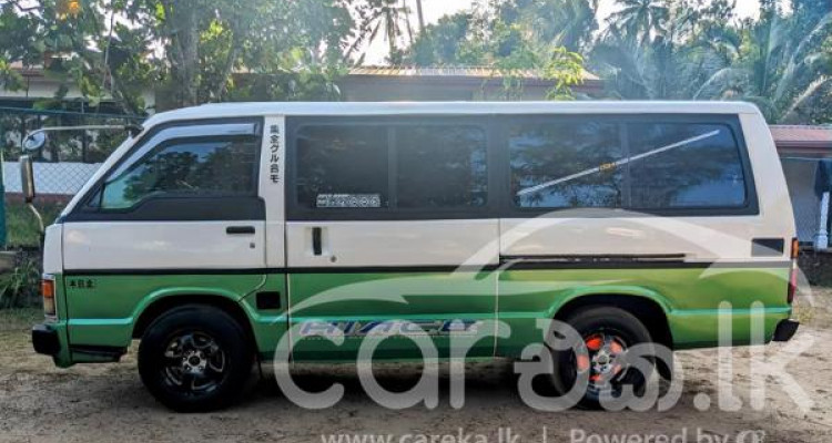 TOYOTA HIACE LH61 1983