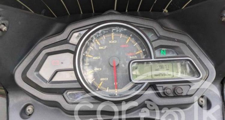 BAJAJ DISCOVER 150 2015