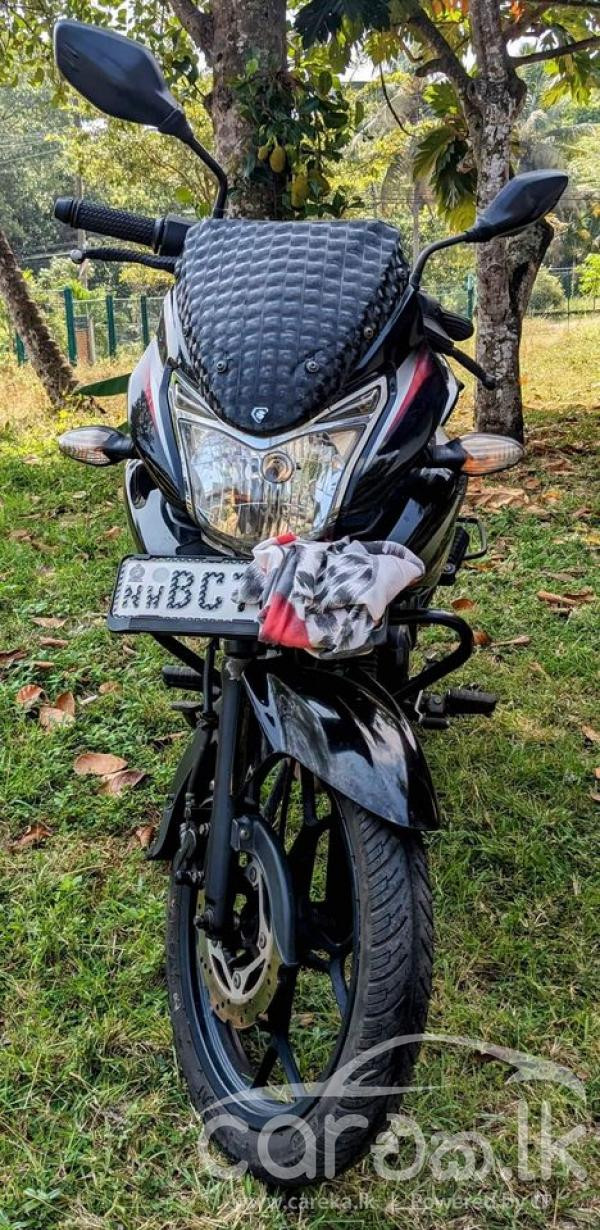 BAJAJ DISCOVER 150 2015