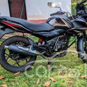 BAJAJ DISCOVER 150 2015