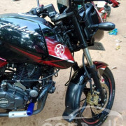 BAJAJ PULSAR 150 2019