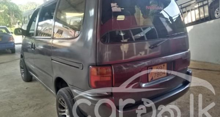 NISSAN SERENA 1992