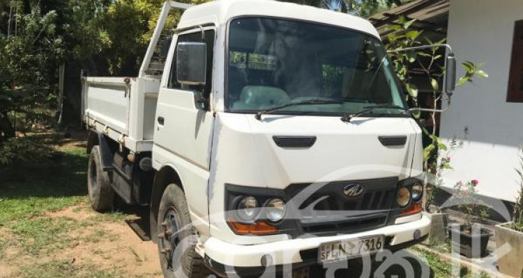 MAHINDRA LOAD KING OPTIMO 2017