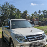 MITSUBISHI MONTERO 2013