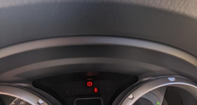 MITSUBISHI MONTERO 2013