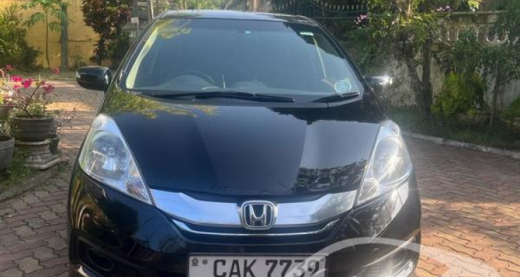 HONDA FIT 2013