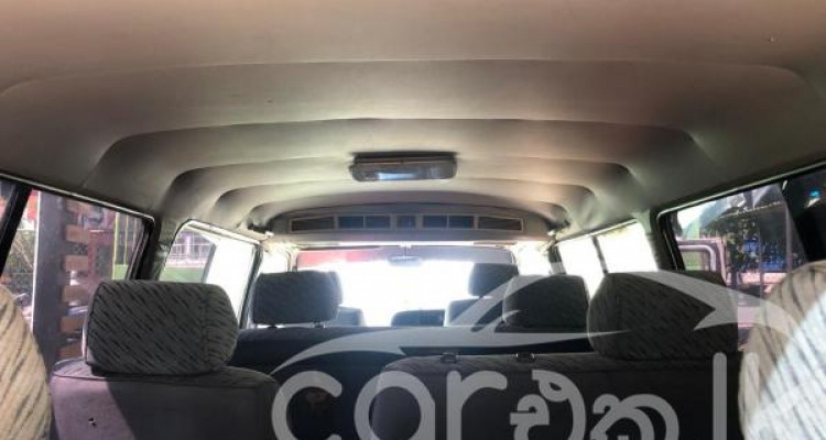 TOYOTA HIACE 1997