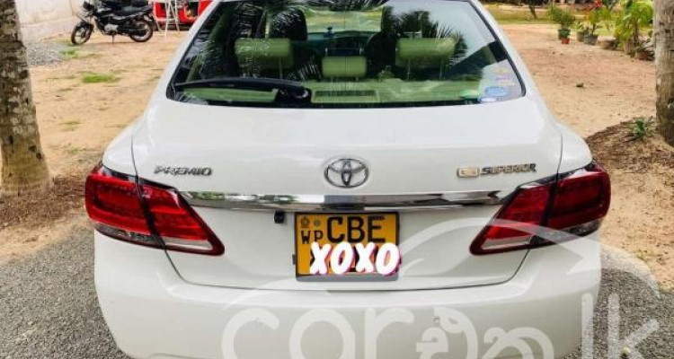 TOYOTA PREMIO 2018