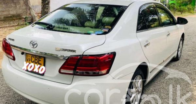 TOYOTA PREMIO 2018