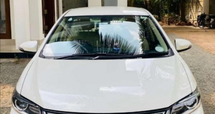 TOYOTA PREMIO 2018