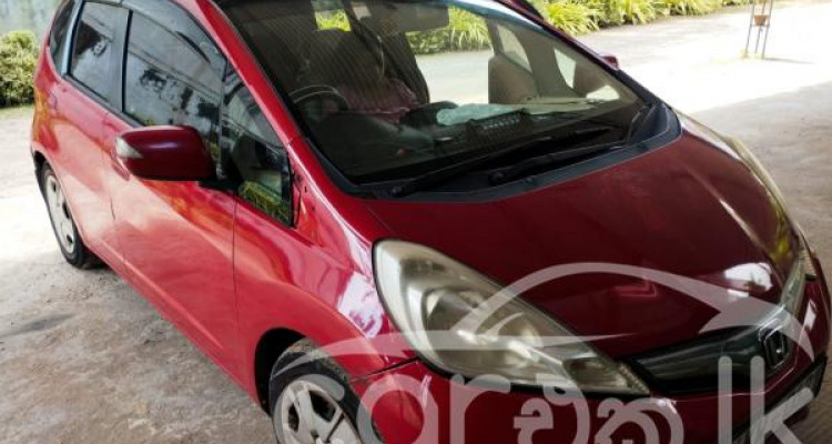 HONDA FIT GP1 2011