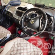 HONDA FIT GP1 2011