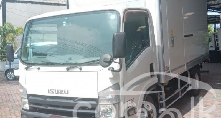 ISUZU ELF FREEZER 2012