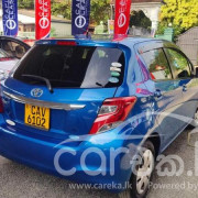 TOYOTA VITZ 2015