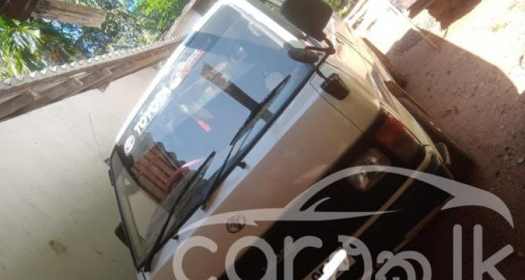 TOYOTA HIACE LH61 1989