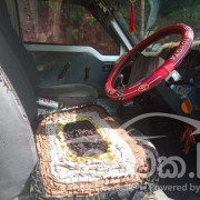 TOYOTA HIACE LH61 1989