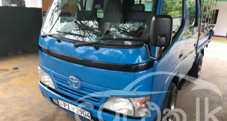 TOYOTA DYNA 2008