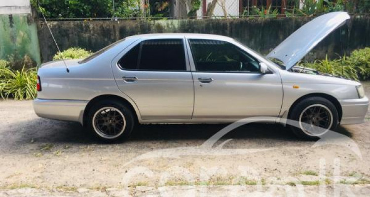 NISSAN BLUEBIRD 1997