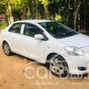 TOYOTA YARIS 2008