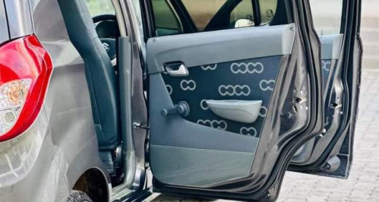 SUZUKI ALTO 800 2015