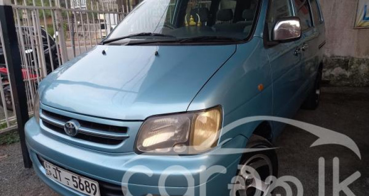 TOYOTA NOAH CR42 2000