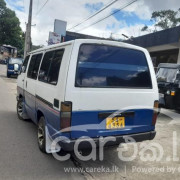 TOYOTA HIACE 1983