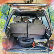 NISSAN LARGO 1987