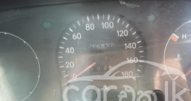 TOYOTA COROLLA  EE102 1999