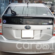 TOYOTA PRIUS 2012