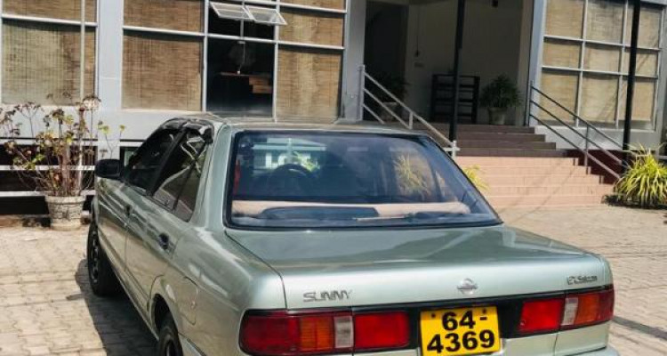 NISSAN SUNNY 1993