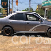 NISSAN SUNNY 1994