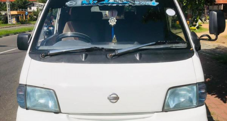 NISSAN VANETTE 2002