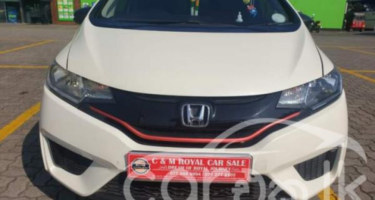 HONDA FIT GP5 2013