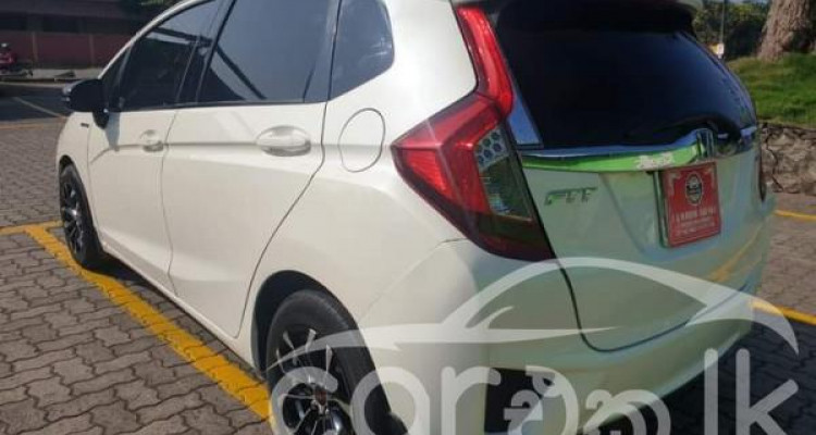 HONDA FIT GP5 2013