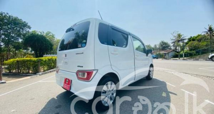 SUZUKI WAGON R 2017